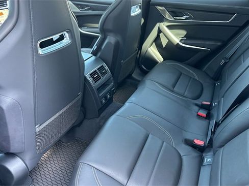 New 2026 Jaguar F-PACE R-Dynamic S image 11