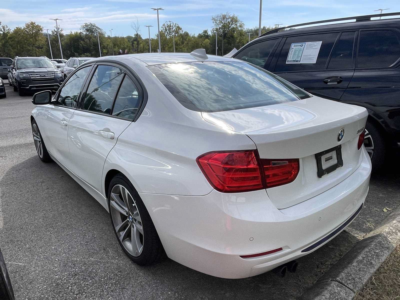Used 2015 BMW 328i Sedan RWD image 4