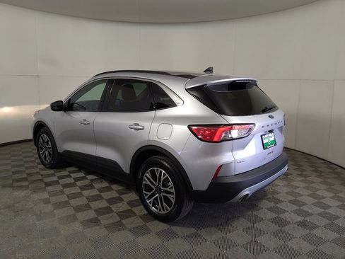 Used 2020 Ford Escape SEL image 3