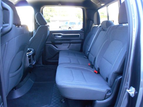 Certified 2024 RAM 1500 Big Horn AWD/4WD image 7