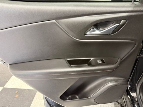 Used 2025 Chevrolet Blazer RS image 18