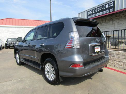 Used 2017 Lexus GX 460 Premium w/ Premium Package AWD/4WD image 3