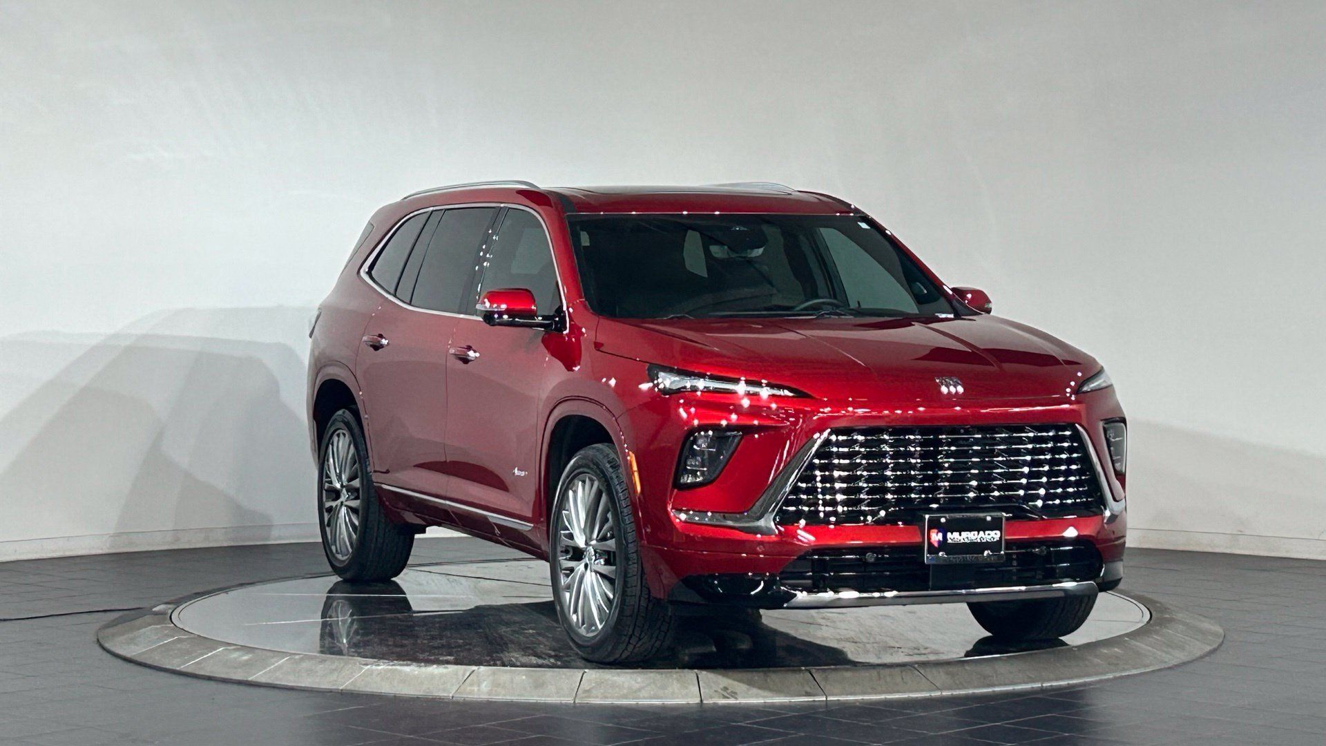 Used 2026 Buick Enclave Avenir w/ Super Cruise Package AWD/4WD image 2