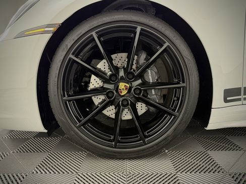 Certified 2024 Porsche 911 Carrera T image 13