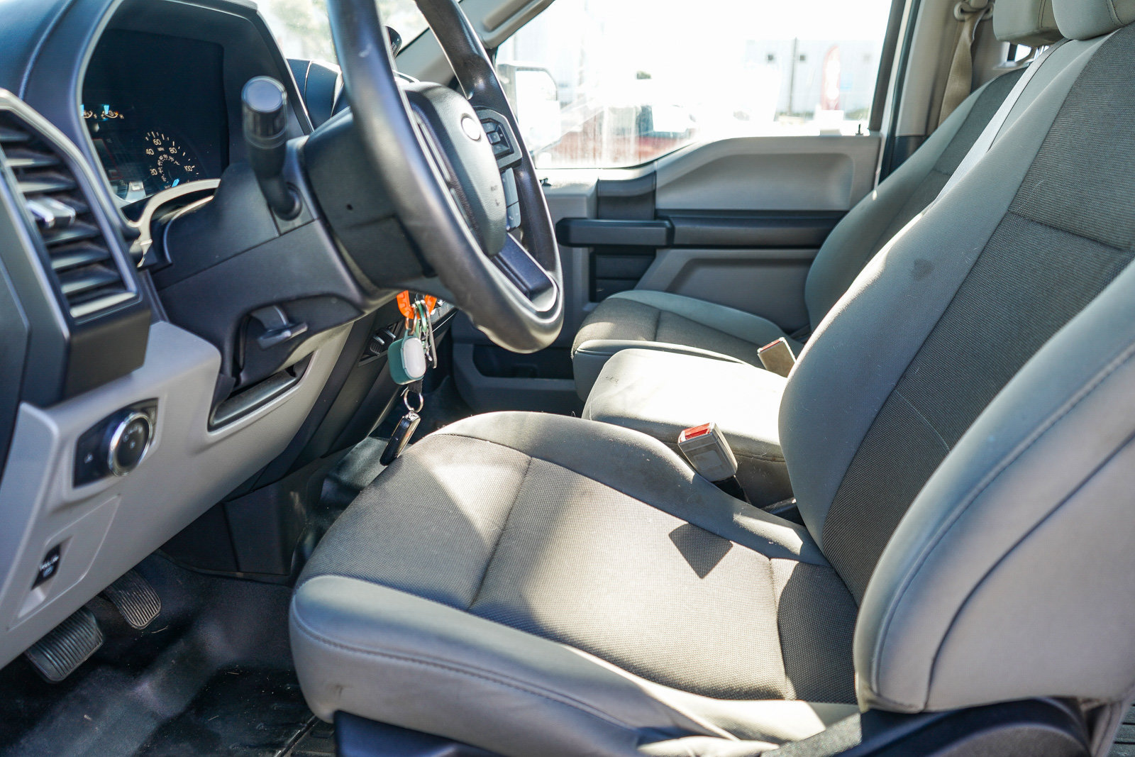 Used 2018 Ford F150 XL w/ Equipment Group 101A Mid AWD/4WD image 12
