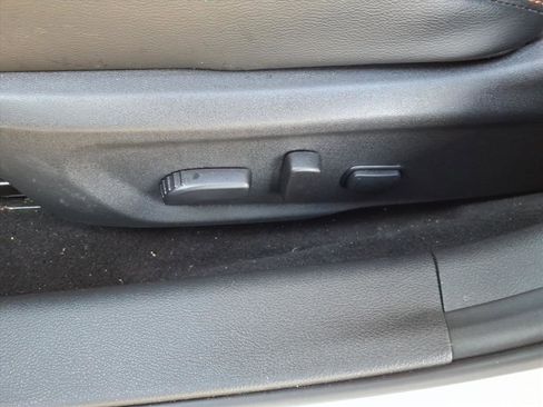 Used 2022 Nissan Sentra SR w/ Trunk Package image 26