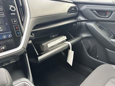 Certified 2025 Subaru Crosstrek 2.0i Premium image 17
