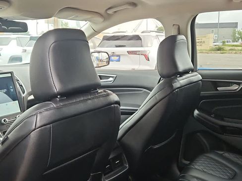 Used 2023 Ford Edge Titanium AWD/4WD image 16