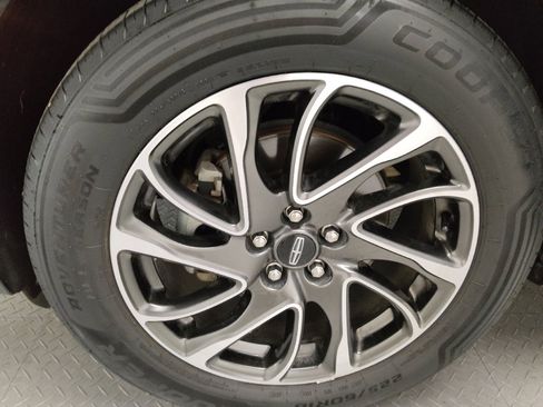 Used 2020 Lincoln Corsair FWD image 31