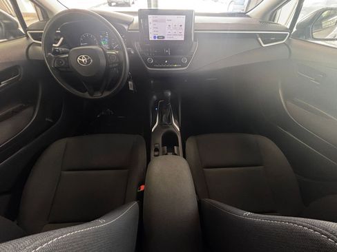Used 2023 Toyota Corolla LE image 32