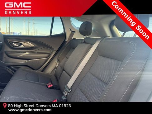 Used 2023 GMC Terrain SLE w/ Driver Convenience Package image 7
