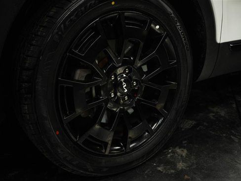 Used 2022 Kia Telluride SX w/ SX Prestige Package AWD/4WD image 3