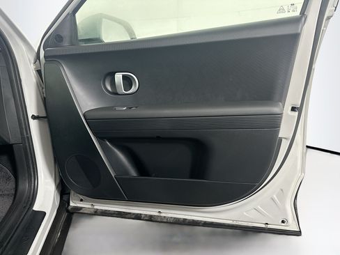 Used 2024 Hyundai Ioniq 5 SE RWD image 32