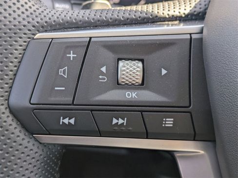 New 2025 Mitsubishi Outlander S image 27