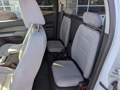 Used 2015 Chevrolet Colorado LT w/ LT Convenience Package AWD/4WD image 19