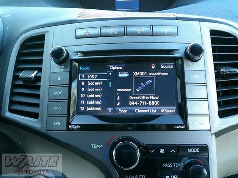 Used 2015 Toyota Venza LE image 14