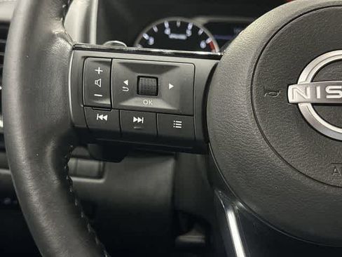 Used 2023 Nissan Rogue SL w/ SL Premium Package FWD image 17