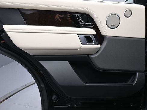 Used 2020 Land Rover Range Rover Long Wheelbase HSE image 20
