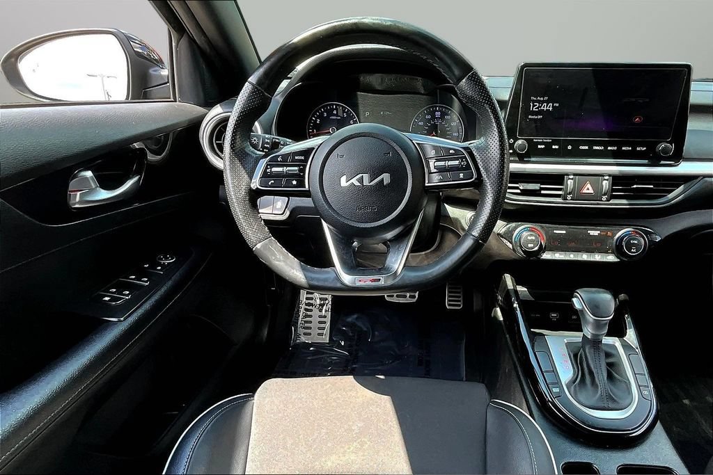 Used 2023 Kia Forte GT-Line w/ GT-Line Premium Package FWD image 8