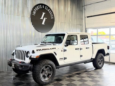 Used 2023 Jeep Gladiator Rubicon w/ Cold Weather Group image 1
