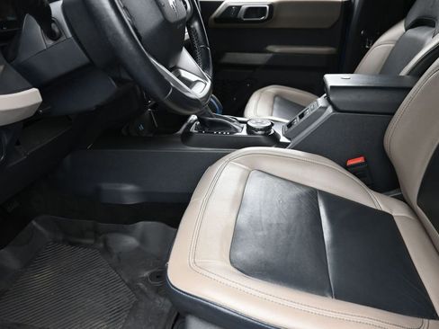 Used 2022 Ford Bronco Wildtrak AWD/4WD image 14