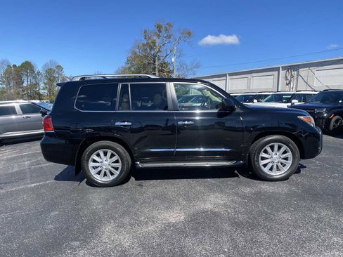 Used 2010 Lexus LX 570 4WD image 4