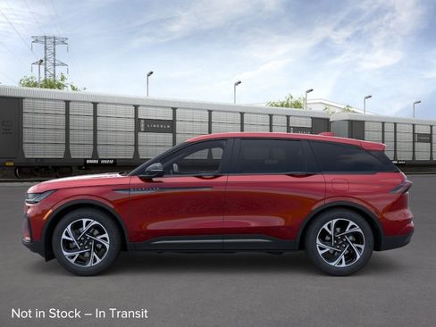 New 2026 Lincoln Nautilus Premier AWD/4WD image 3