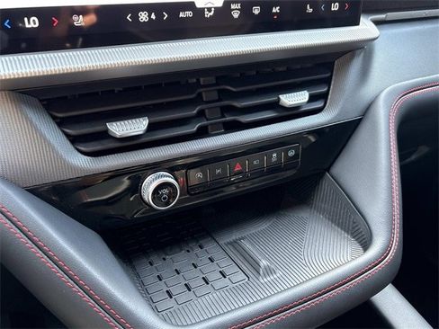 Certified 2025 Ford Explorer ST-Line w/ Premium Package image 34