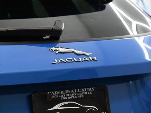 Used 2020 Jaguar F-PACE SVR image 14