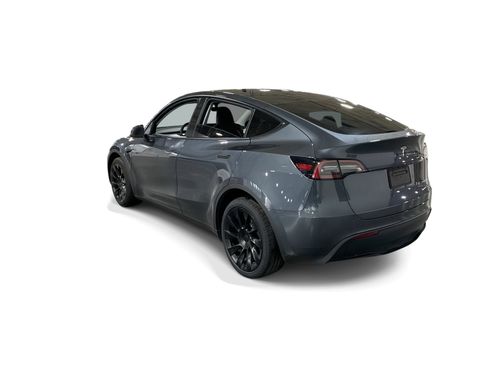 Certified 2023 Tesla Model Y Long Range AWD/4WD image 4