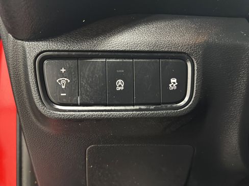 Used 2021 Kia Soul LX image 18