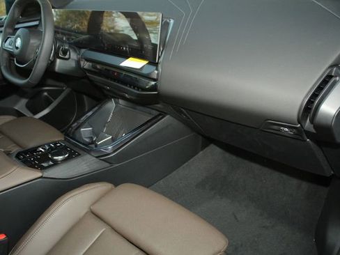 Used 2026 BMW X3 xDrive30 w/ Premium Package image 23