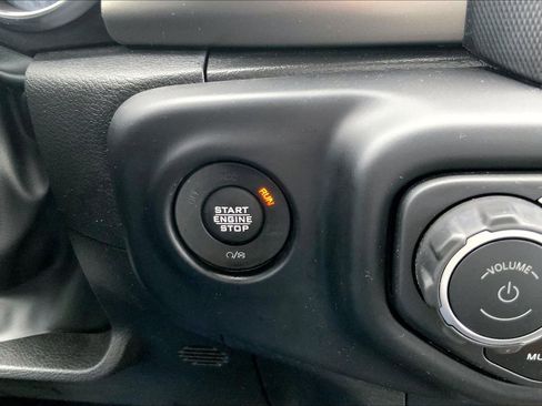 Used 2023 Jeep Wrangler Unlimited w/ Sun & Screen Package AWD/4WD image 31