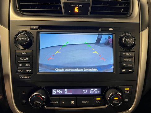 Used 2016 Nissan Altima 2.5 SL w/ 2.5 Technology w/LED Package FWD image 18