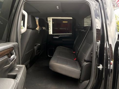 Used 2024 Chevrolet Silverado 2500 LT w/ Midnight Edition AWD/4WD image 13