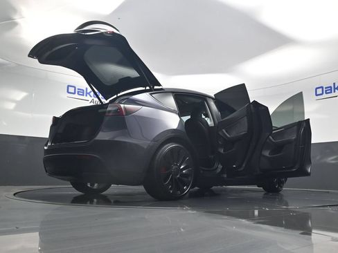 Used 2022 Tesla Model Y Performance AWD/4WD image 56
