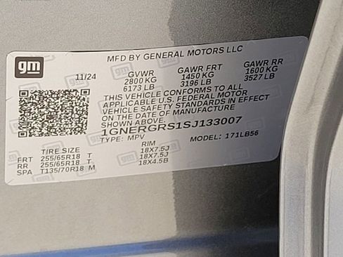 Used 2025 Chevrolet Traverse LT image 16