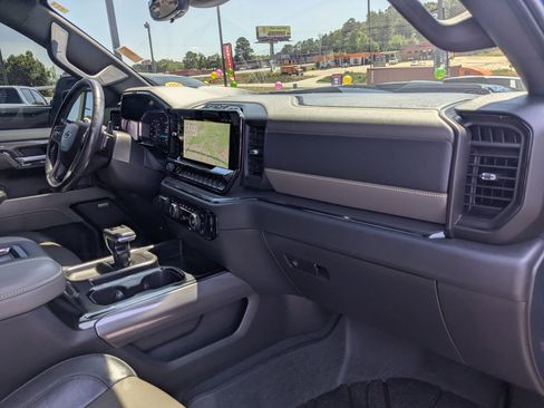 Used 2022 Chevrolet Silverado 1500 ZR2 w/ Technology Package image 29