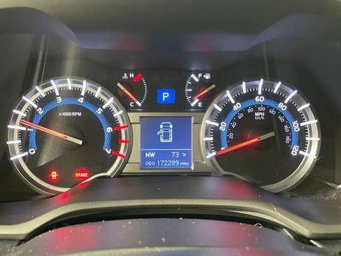 Used 2017 Toyota 4Runner Limited AWD/4WD image 5