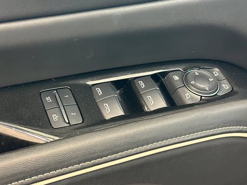 Certified 2024 Cadillac Escalade ESV V w/ LPO, ONYX Package AWD/4WD image 12