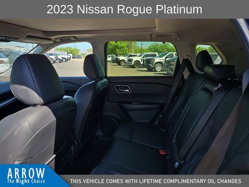 Used 2023 Nissan Rogue Platinum w/ Platinum Premium Package FWD image 19