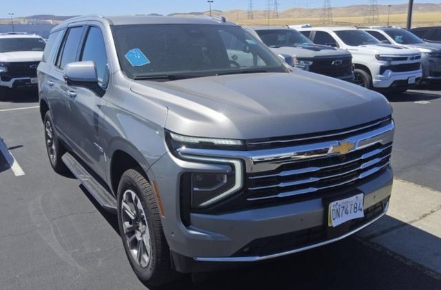 Used 2026 Chevrolet Tahoe LT w/ Comfort Package AWD/4WD image 2