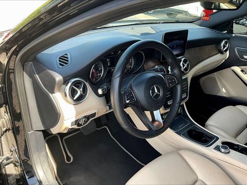 Used 2018 Mercedes-Benz GLA 250 image 4