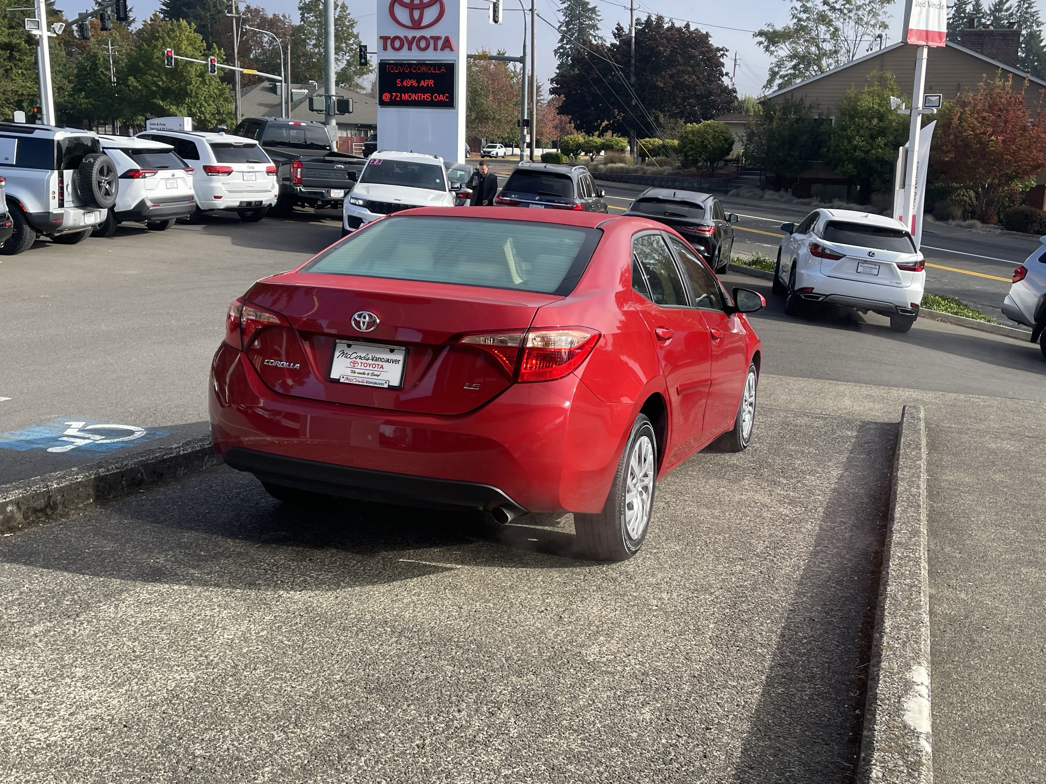 Certified 2019 Toyota Corolla LE FWD image 7