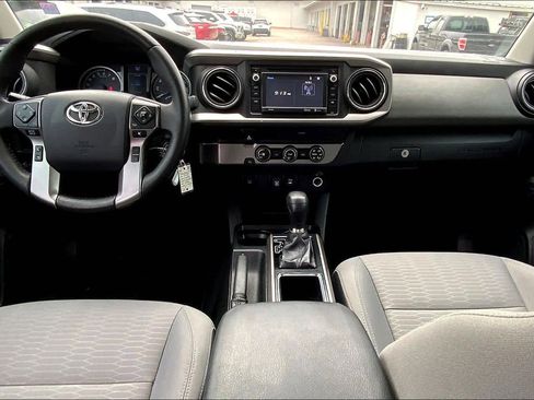 Used 2019 Toyota Tacoma SR5 RWD image 15
