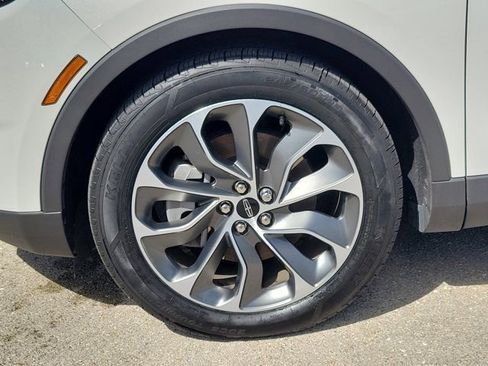 Certified 2023 Lincoln Nautilus Reserve AWD/4WD image 8