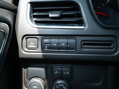 Used 2023 Chevrolet Tahoe LS RWD image 15