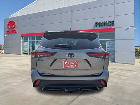 New 2026 Toyota Highlander XLE AWD/4WD image 5