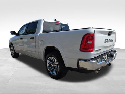 Used 2026 RAM 1500 Big Horn AWD/4WD image 10