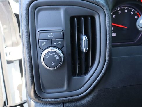 Certified 2024 GMC Sierra 1500 Pro w/ Convenience Package image 11